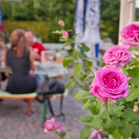 Gasthaus Zur Rose Aalen Exteriör bild